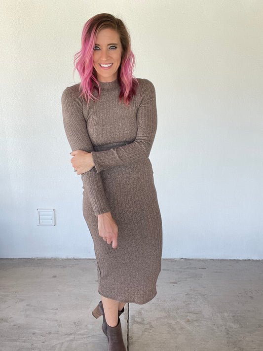 The Checker Chewy Ball – Dot + Dash Boutique